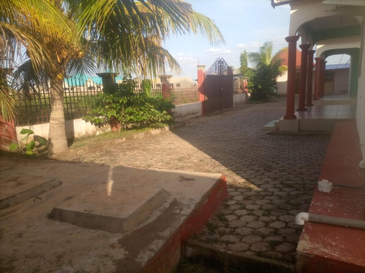 Temaya Cottage Lodge Tamale 外观 照片